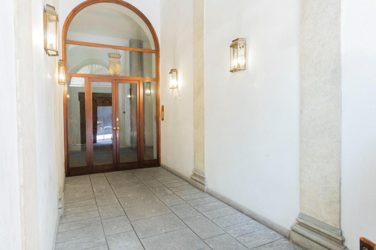 Duomo Charme Apartment Milano Ngoại thất bức ảnh