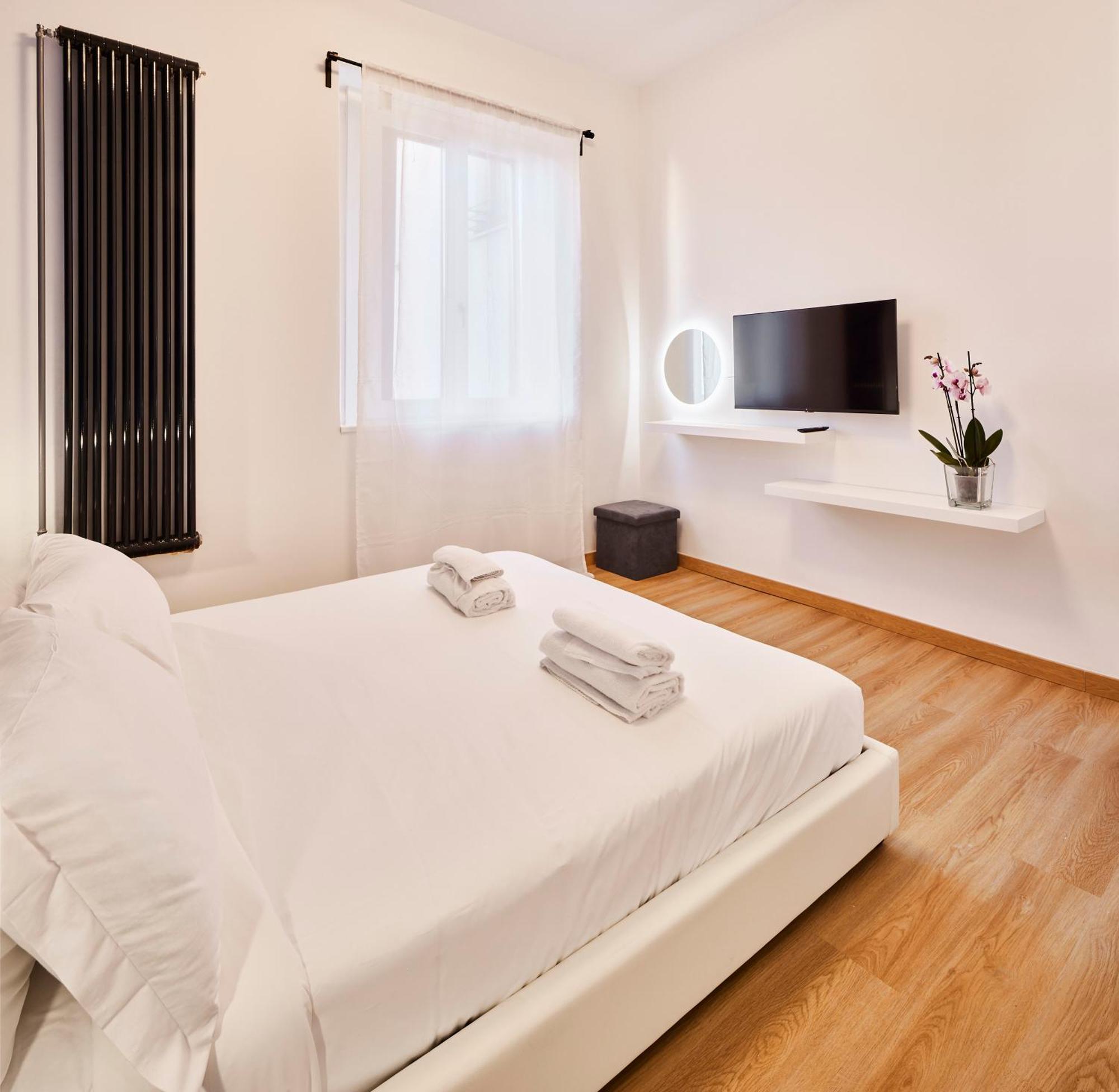 Duomo Charme Apartment Milano Ngoại thất bức ảnh